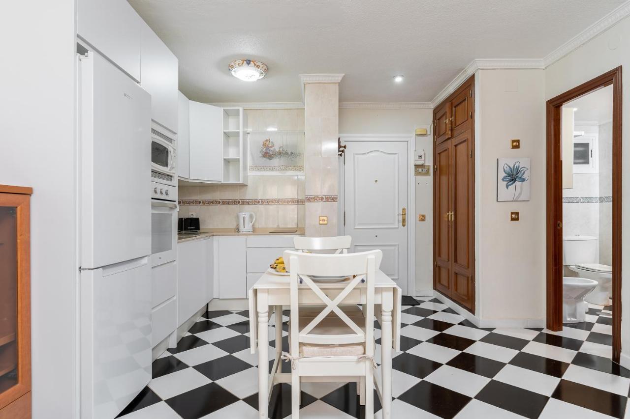 Apartmán Blonzu Guinea Benalmádena Exteriér fotografie