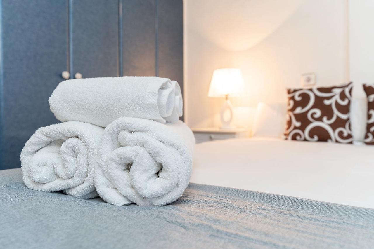 Apartmán Blonzu Guinea Benalmádena Exteriér fotografie